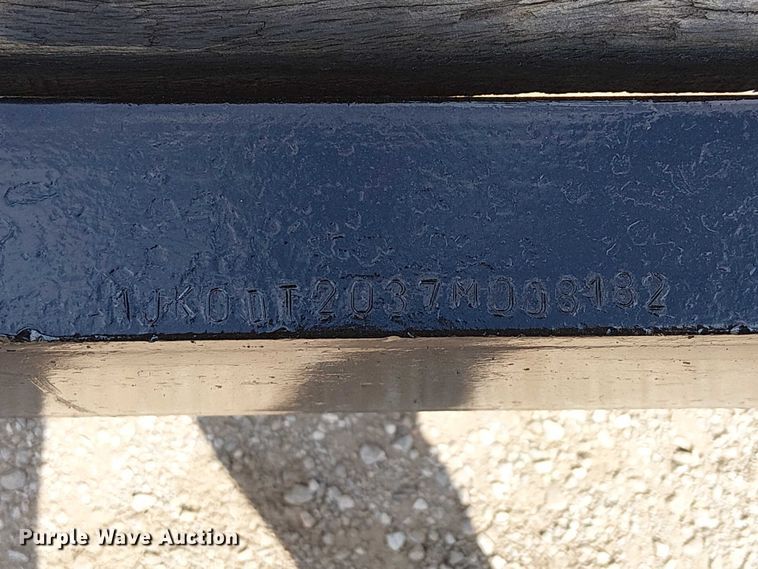 image for item NU9775 2007 Interstate  equipment trailer