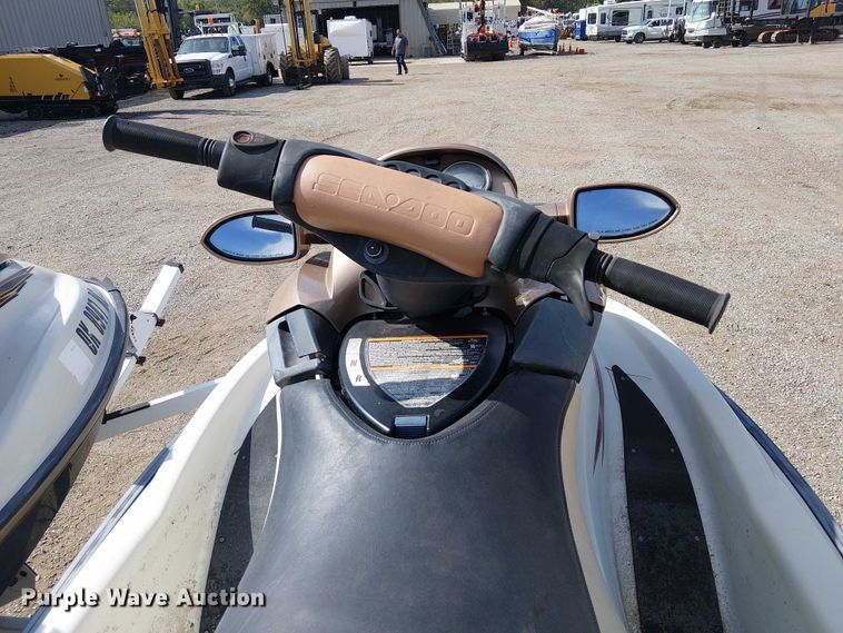 image for item NU9782 (2) Sea Doo GTI personal watercrafts