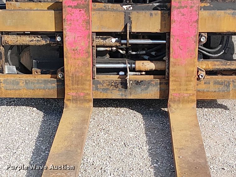 image for item NU9789 2004 Hyster H80XM forklift