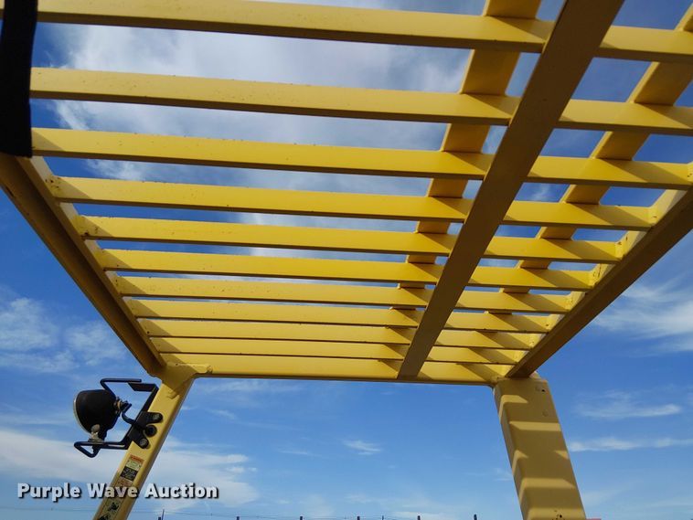 image for item NU9789 2004 Hyster H80XM forklift