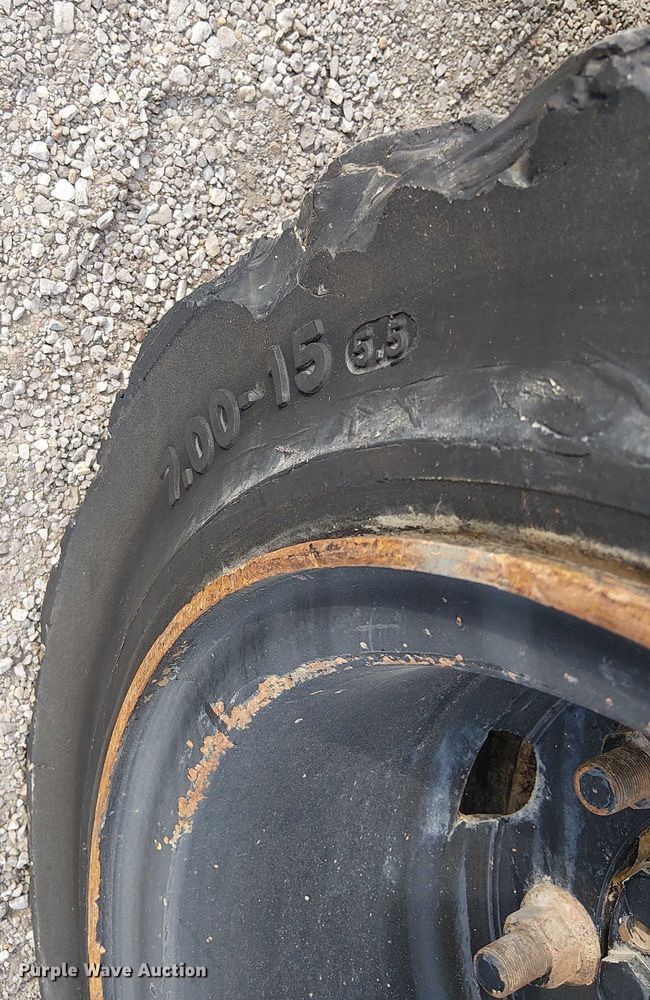 image for item NU9789 2004 Hyster H80XM forklift