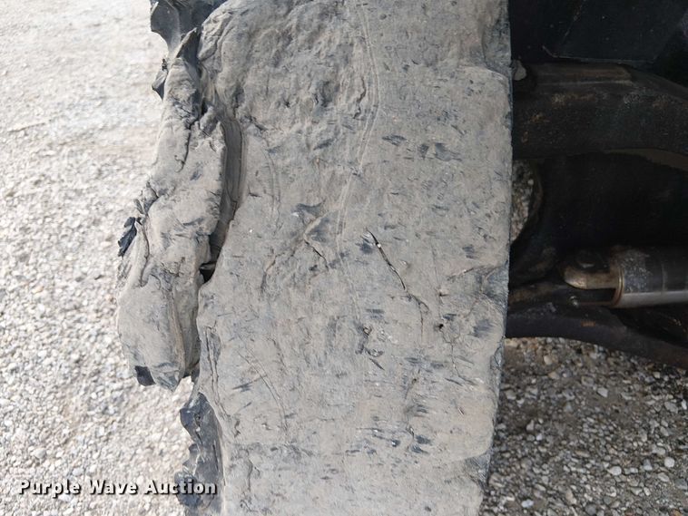 image for item NU9789 2004 Hyster H80XM forklift