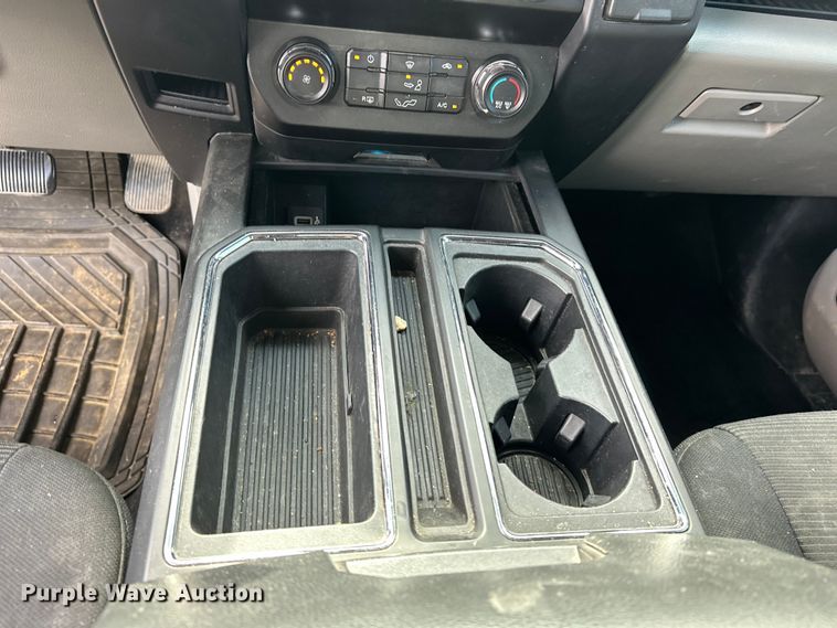 image for item OJ9931 2020 Ford F150 STX SuperCrew pickup truck