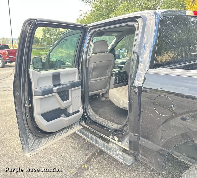 image for item OJ9932 2020 Ford F150 XLT SuperCrew pickup truck