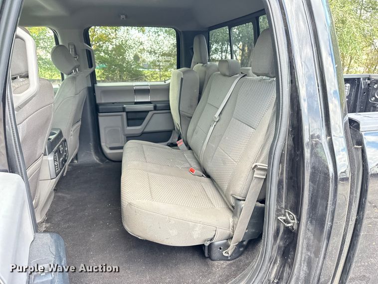 image for item OJ9932 2020 Ford F150 XLT SuperCrew pickup truck