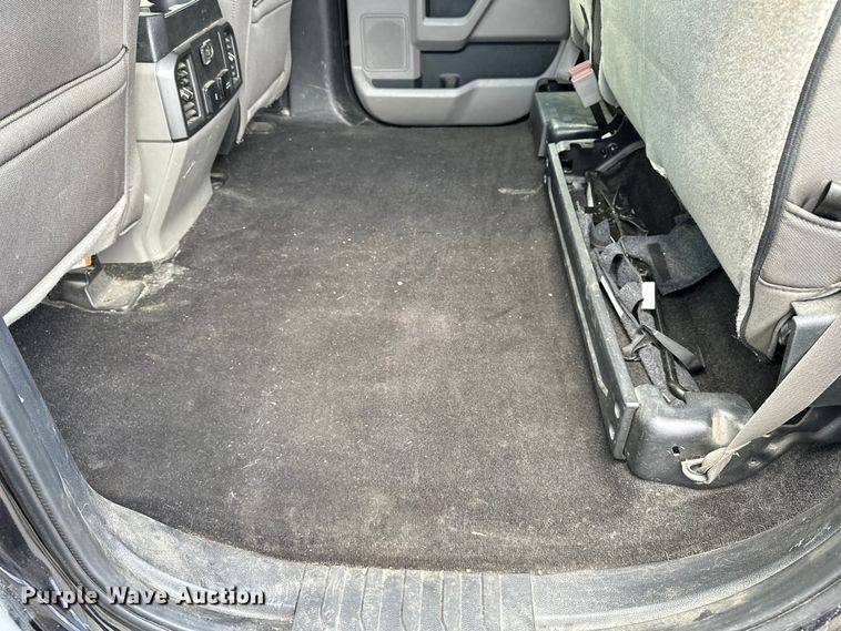 image for item OJ9932 2020 Ford F150 XLT SuperCrew pickup truck