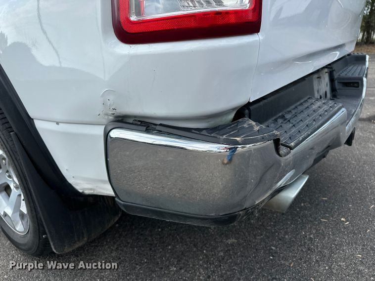 image for item OJ9933 2020 RAM 1500 Big Horn Crew Cab pickup truck