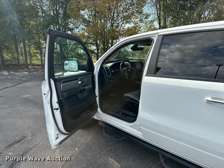 image for item OJ9933 2020 RAM 1500 Big Horn Crew Cab pickup truck