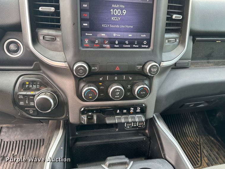 image for item OJ9933 2020 RAM 1500 Big Horn Crew Cab pickup truck