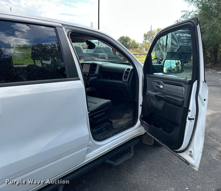 image for item OJ9933 2020 RAM 1500 Big Horn Crew Cab pickup truck