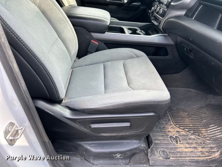 image for item OJ9933 2020 RAM 1500 Big Horn Crew Cab pickup truck