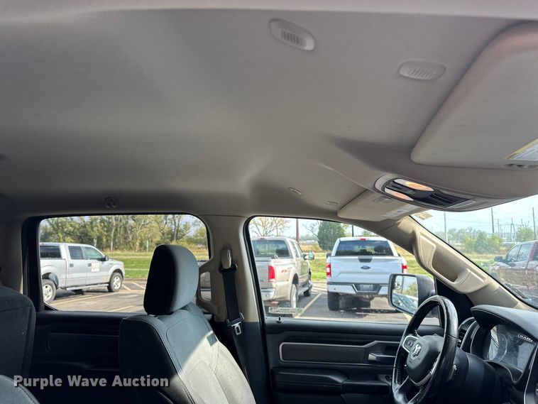 image for item OJ9933 2020 RAM 1500 Big Horn Crew Cab pickup truck