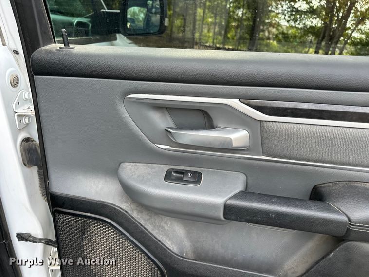 image for item OJ9933 2020 RAM 1500 Big Horn Crew Cab pickup truck