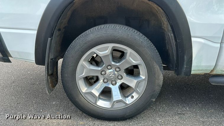 image for item OJ9933 2020 RAM 1500 Big Horn Crew Cab pickup truck