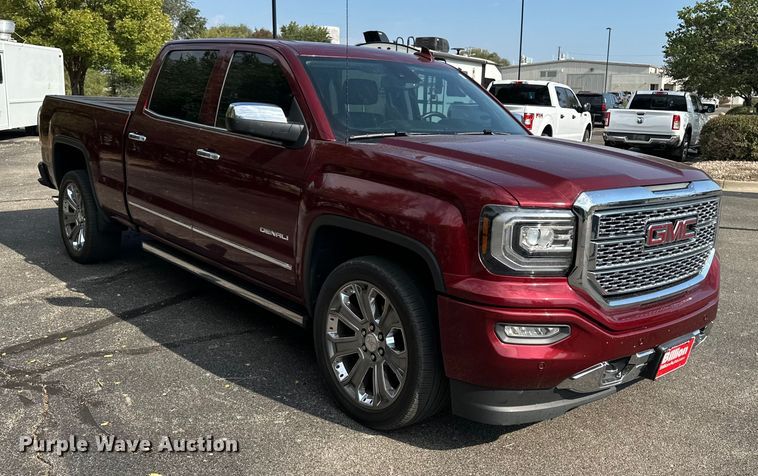 image for item OJ9934 2017 GMC Sierra Denali Crew Cab pickup truck