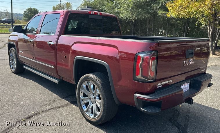 image for item OJ9934 2017 GMC Sierra Denali Crew Cab pickup truck