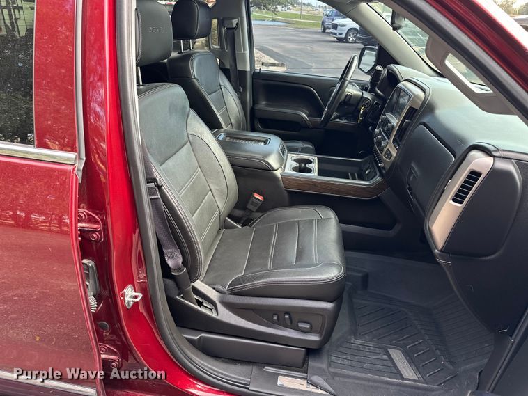 image for item OJ9934 2017 GMC Sierra Denali Crew Cab pickup truck