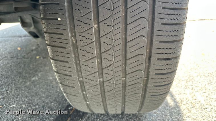 image for item OJ9934 2017 GMC Sierra Denali Crew Cab pickup truck