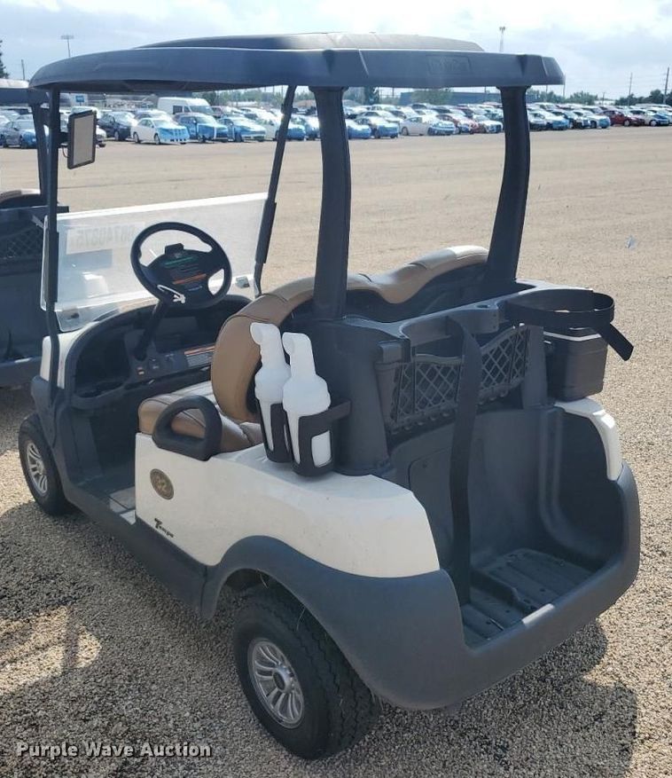 image for item YA0884 2022 Club Car Tempo Connect golf cart
