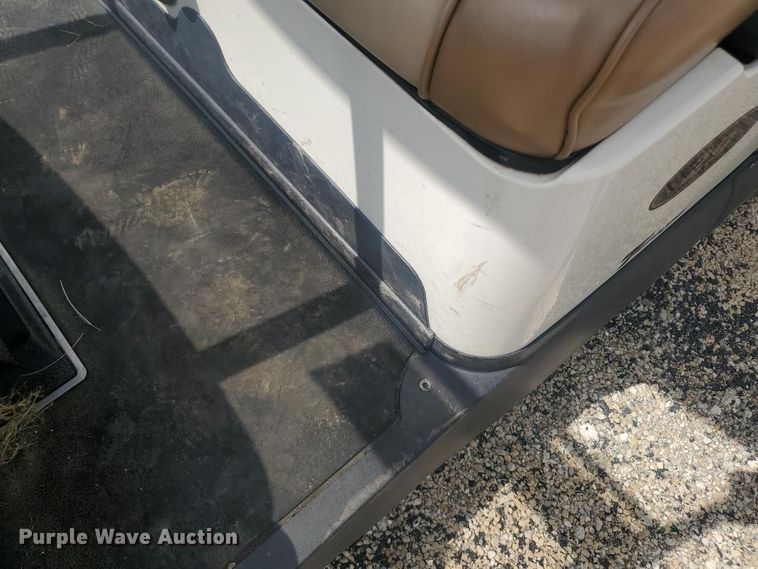 image for item YA0885 2022 Club Car Tempo Connect golf cart