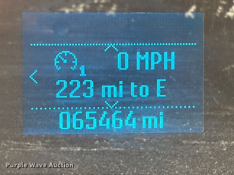 image for item YA1039 2022 Ford E350 Super Duty delivery van