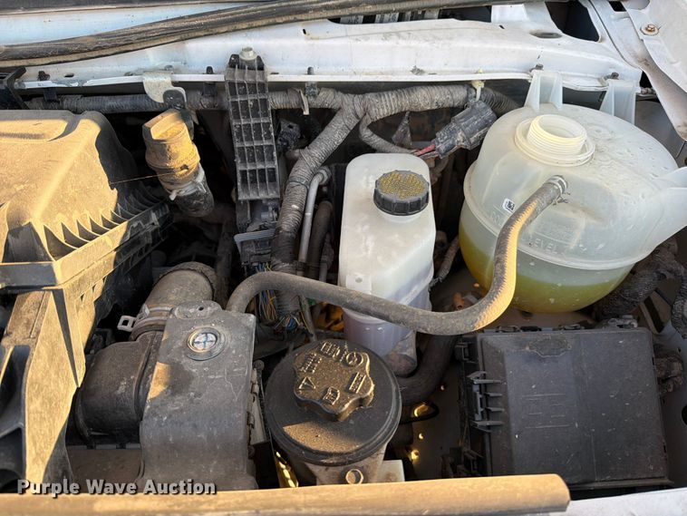 image for item YA1039 2022 Ford E350 Super Duty delivery van