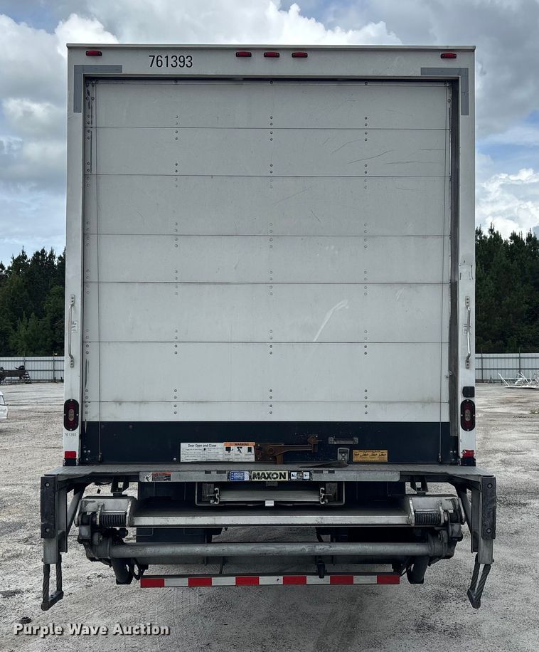 image for item YA1044 2018 Freightliner Business Class M2  box truck