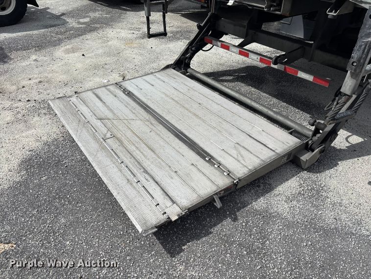 image for item YA1044 2018 Freightliner Business Class M2  box truck