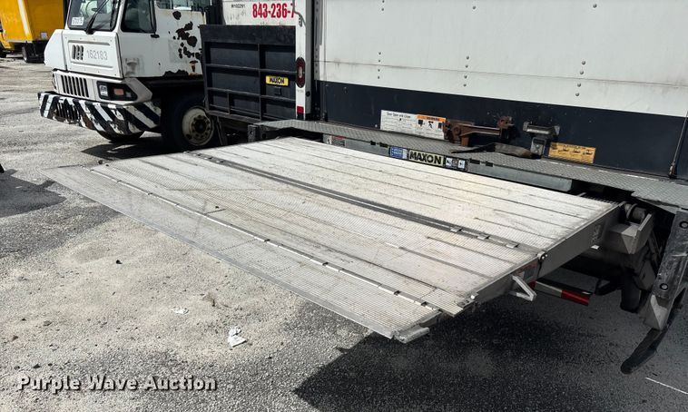 image for item YA1044 2018 Freightliner Business Class M2  box truck