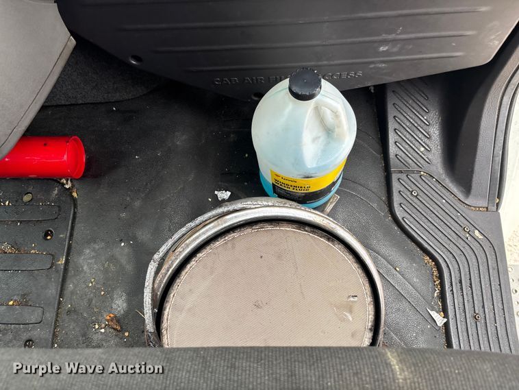 image for item YA1044 2018 Freightliner Business Class M2  box truck