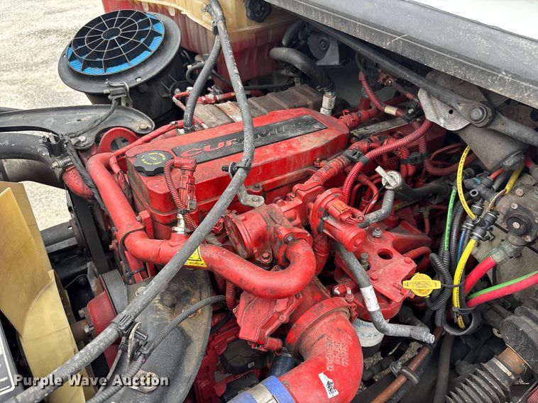 image for item YA1044 2018 Freightliner Business Class M2  box truck