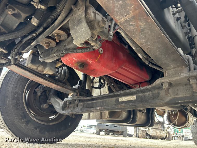 image for item YA1044 2018 Freightliner Business Class M2  box truck