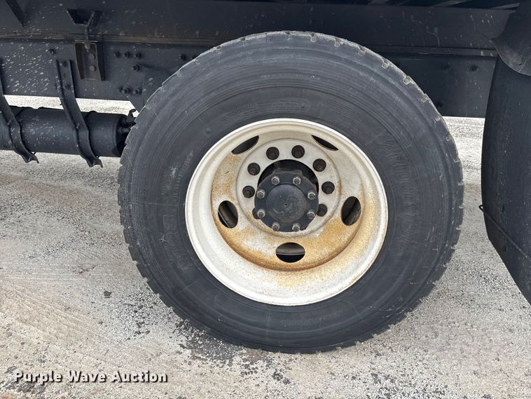 image for item YA1044 2018 Freightliner Business Class M2  box truck