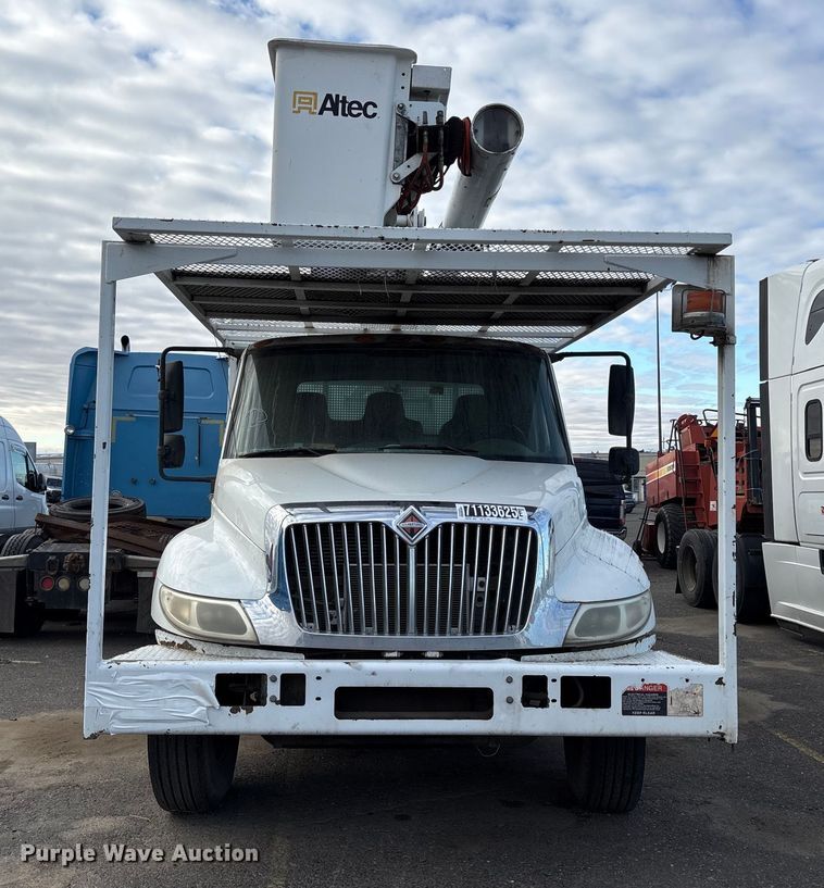 CAMIóN CON CANASTILLA 2011 INTERNATIONAL ALTEC