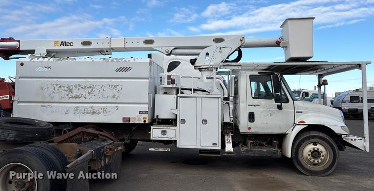 CAMIóN CON CANASTILLA 2011 INTERNATIONAL ALTEC