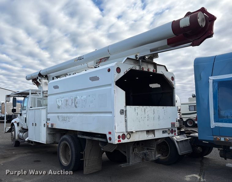image for item YA1256 2011 International 4300 forestry bucket truck
