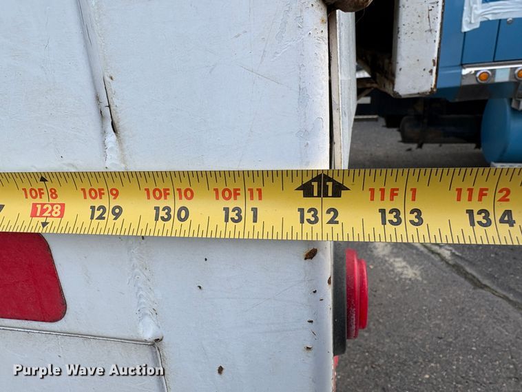 image for item YA1256 2011 International 4300 forestry bucket truck