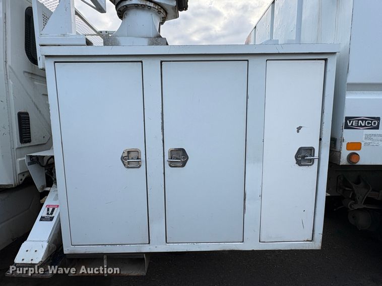 image for item YA1256 2011 International 4300 forestry bucket truck