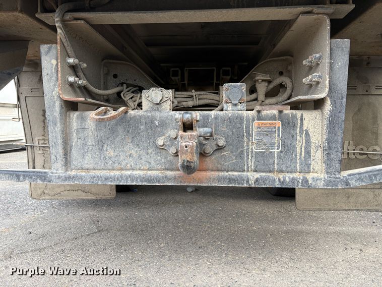 image for item YA1256 2011 International 4300 forestry bucket truck