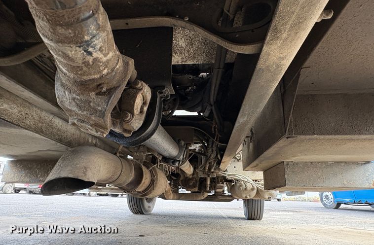 image for item YA1256 2011 International 4300 forestry bucket truck