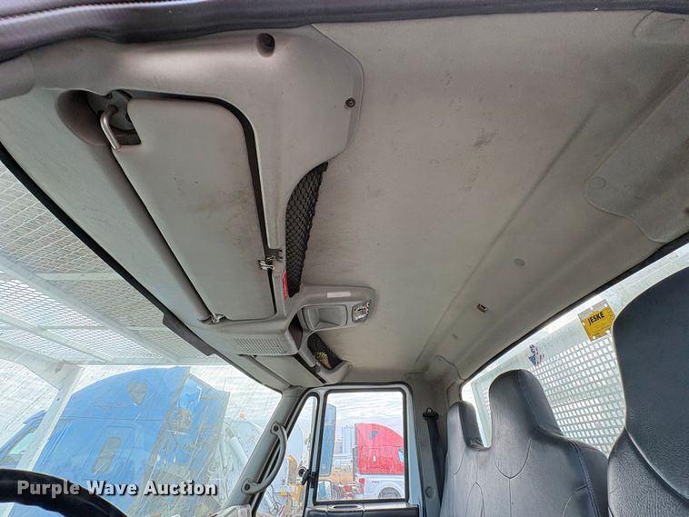 image for item YA1256 2011 International 4300 forestry bucket truck