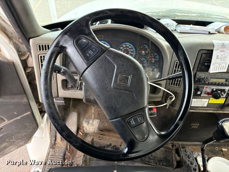 image for item YA1256 2011 International 4300 forestry bucket truck