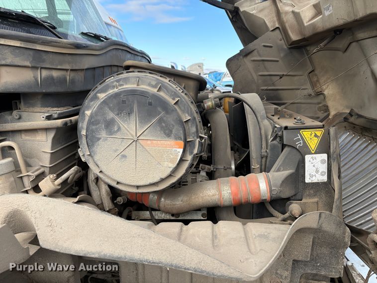 image for item YA1256 2011 International 4300 forestry bucket truck