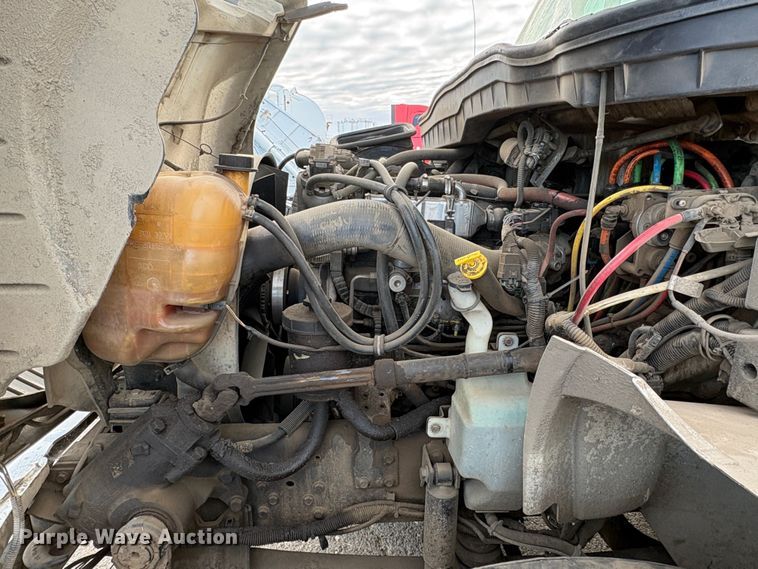 image for item YA1256 2011 International 4300 forestry bucket truck