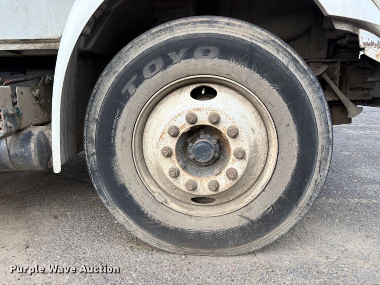 image for item YA1256 2011 International 4300 forestry bucket truck