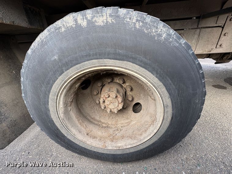 image for item YA1256 2011 International 4300 forestry bucket truck