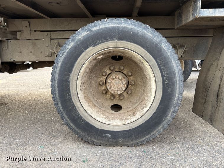 image for item YA1256 2011 International 4300 forestry bucket truck