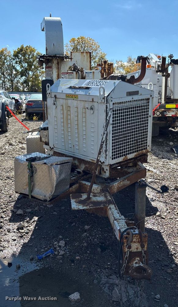 image for item YA1282 2017 Bandit 200UC wood chipper