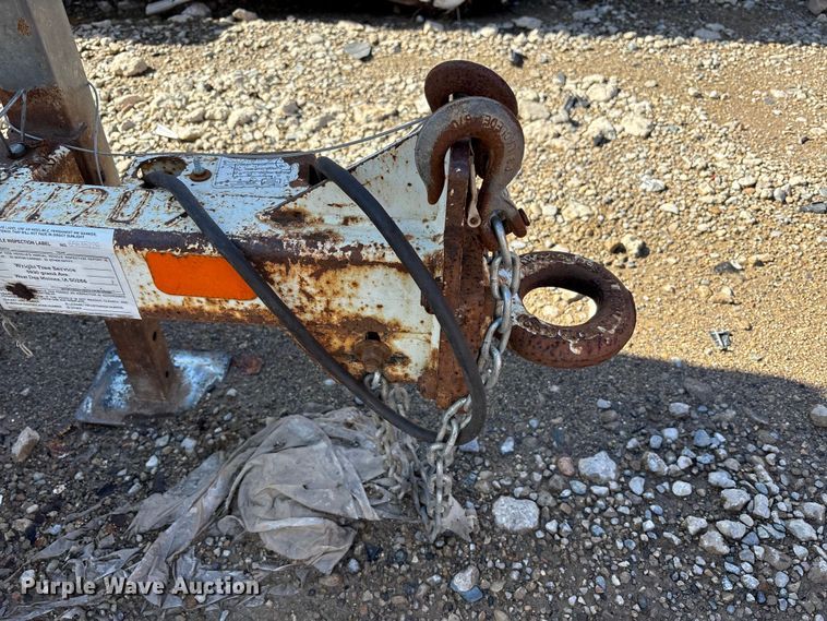 image for item YA1282 2017 Bandit 200UC wood chipper