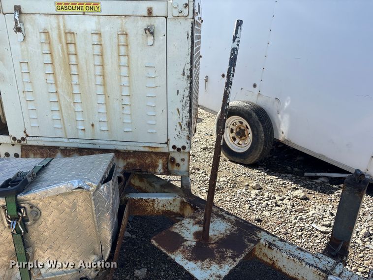 image for item YA1282 2017 Bandit 200UC wood chipper